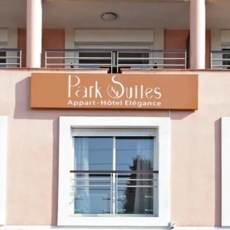 Zenitude Hotel-residences 4* לה קאנה